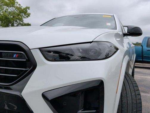 Mineral White Metallic 2024 BMW X6 M Sports Activity Coupe