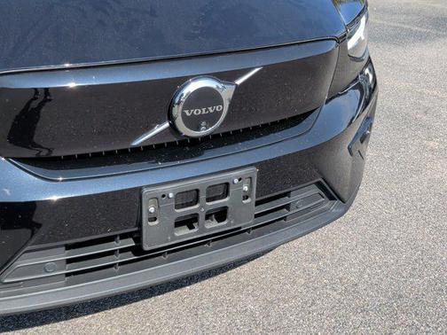 2024 Volvo XC40 Recharge Pure Electric Twin Ultimate