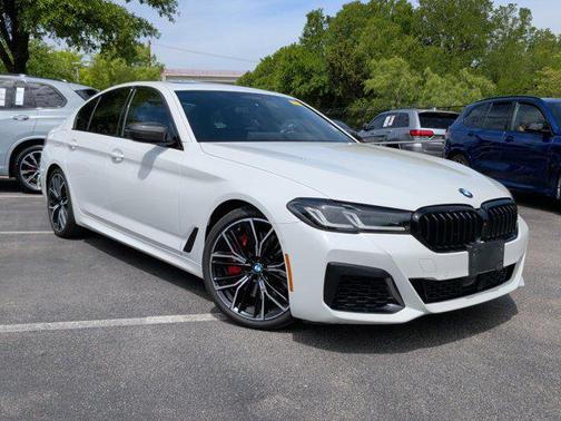 Alpine White 2022 BMW M550 i Xdrive