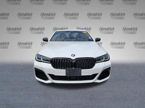 Alpine White 2022 BMW M550 i Xdrive