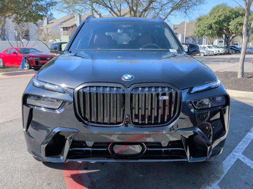 2026 BMW X7 M60i