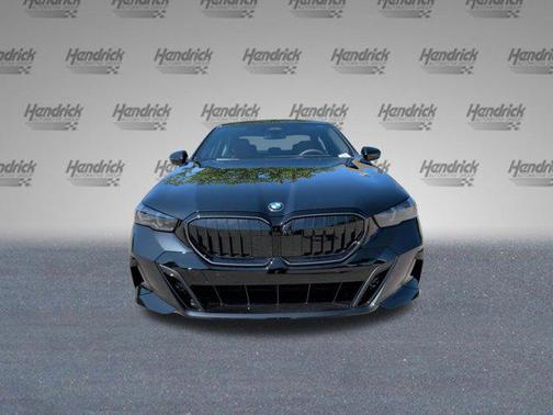Black Sapphire Metallic 2027 BMW 530 i