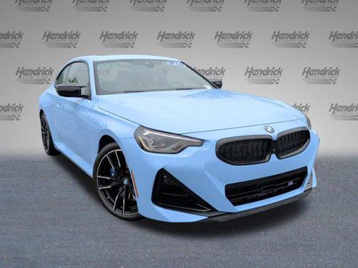 2025 BMW M240 i