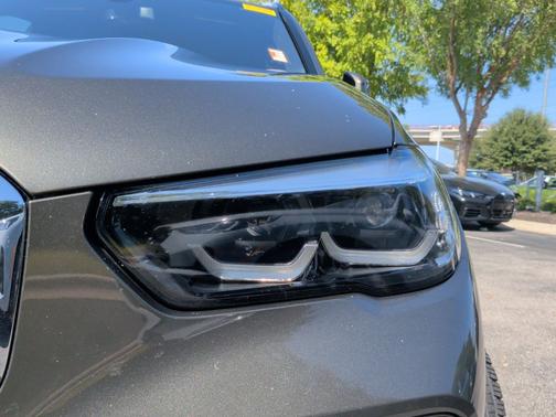Manhattan Green Metallic 2022 BMW X5 xDrive40i