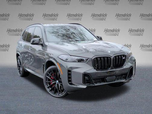 2026 BMW X5 M60i