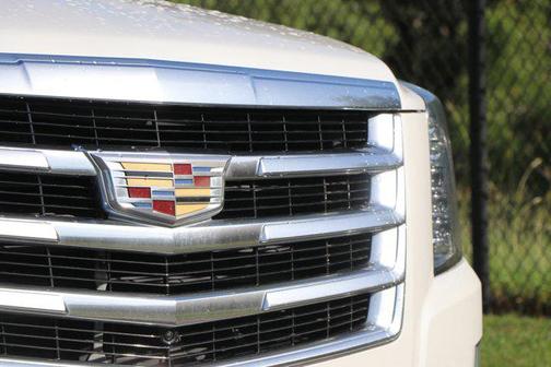 2017 Cadillac Escalade ESV Premium Luxury