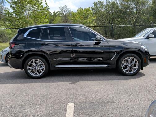 Black Sapphire Metallic 2023 BMW X3 xDrive30i