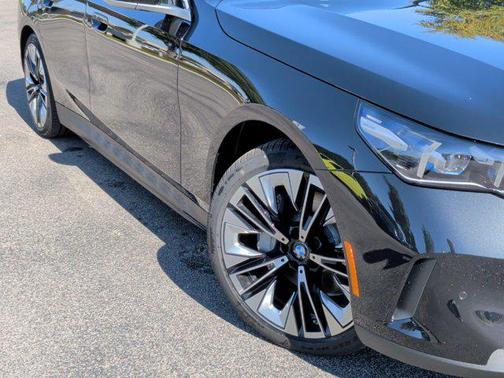 2026 BMW i5 eDrive40