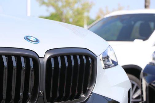 2025 BMW X5 PHEV xDrive50e