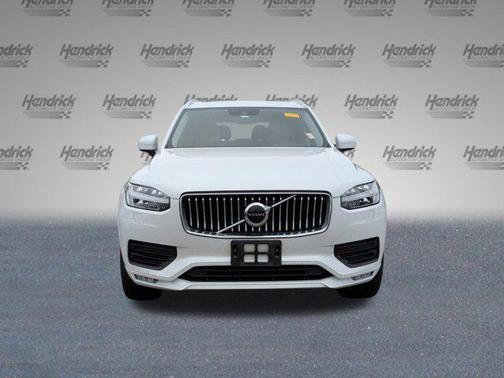 2021 Volvo XC90 T6 Momentum