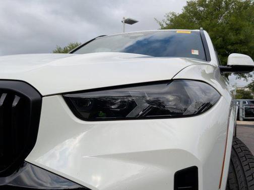 Alpine White 2025 BMW X5 xDrive40i