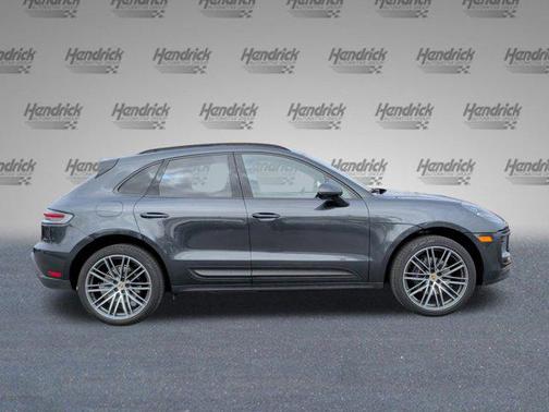 2024 Porsche Macan AWD