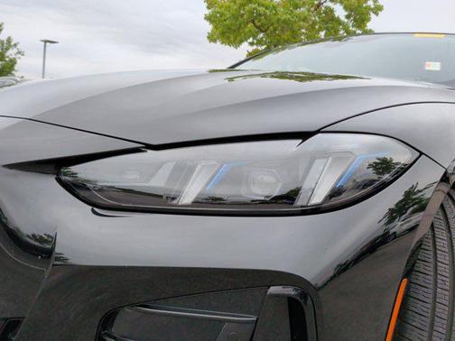 Black Sapphire Metallic 2026 BMW 430 i