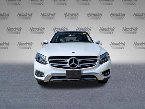 Polar White 2018 Mercedes-Benz GLC 300 4MATIC