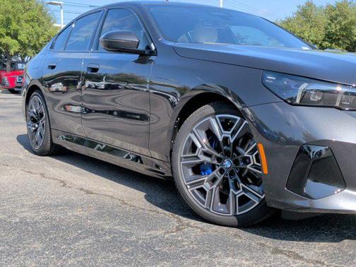 2026 BMW i5 eDrive40