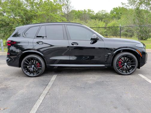 Black Sapphire Metallic 2026 BMW X5 xDrive40i