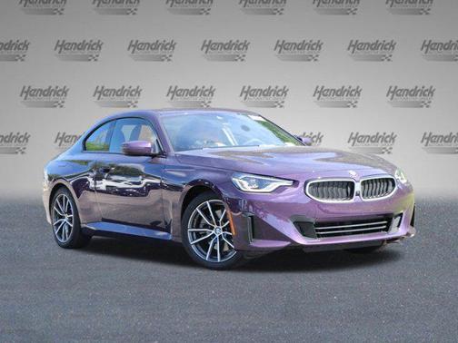 2025 BMW 230 i