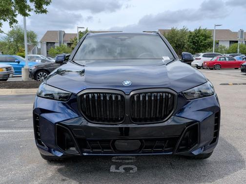 Tanzanite Blue II Metallic 2026 BMW X5 PHEV xDrive50e