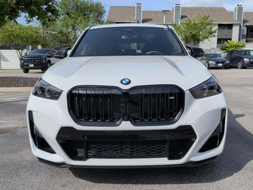 Alpine White 2024 BMW X1 M35i