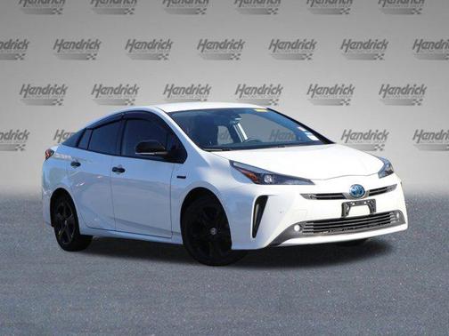 2022 Toyota Prius L
