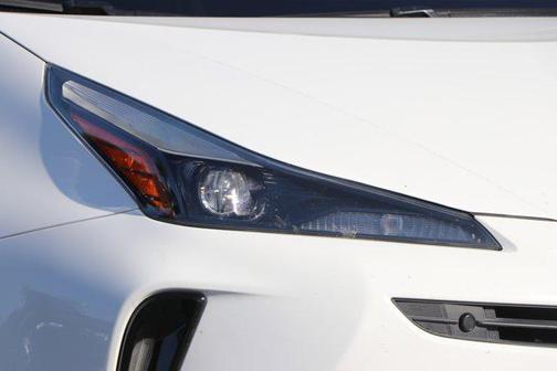 2022 Toyota Prius L