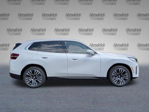 Mineral White Metallic 2026 BMW X3 30 xDrive