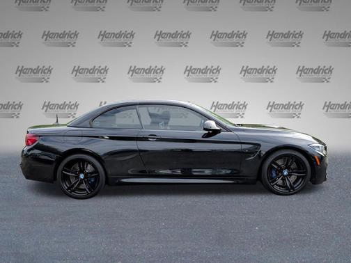 Black Sapphire Metallic 2020 BMW M4 Base
