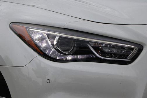 2016 INFINITI QX60 Base