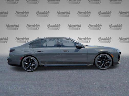 Dravit Grey Metallic 2026 BMW 760 xDrive