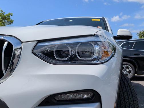 Alpine White 2021 BMW X3 sDrive30i