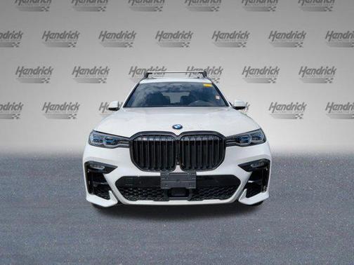 2021 BMW X7 M50i