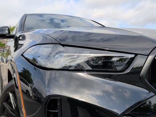 Black Sapphire Metallic 2026 BMW X6 xDrive40i