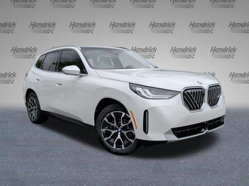 Mineral White Metallic 2026 BMW X3 30 xDrive