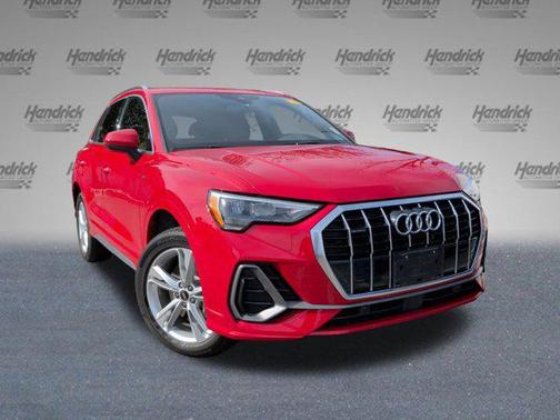 2022 Audi Q3 45 S line Premium