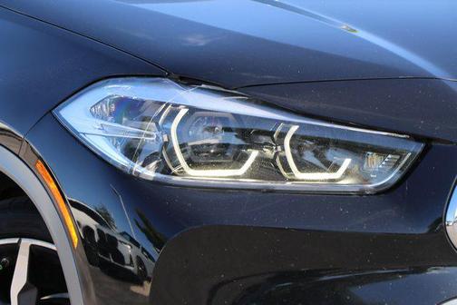 2021 BMW X2 sDrive28i