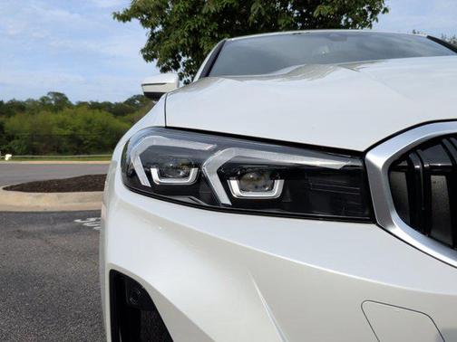 Mineral White Metallic 2026 BMW 330 xDrive NA