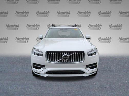 2022 Volvo XC90 Recharge Plug-In Hybrid T8 Inscription 7 Passenger