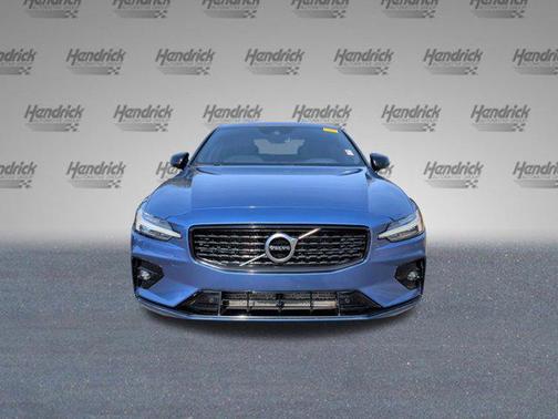 2021 Volvo S60 T5 R-Design