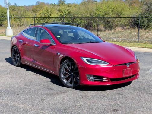 2020 Tesla Model S Performance