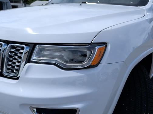 Bright White Clearcoat 2020 Jeep Grand Cherokee Overland