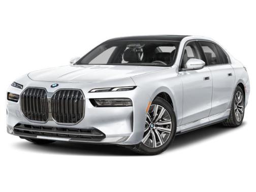 Mineral White Metallic 2025 BMW i7 eDrive50