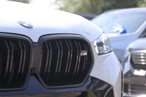 2026 BMW X6 M60i