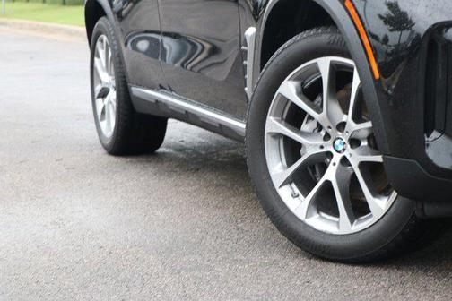 2025 BMW X5 sDrive40i