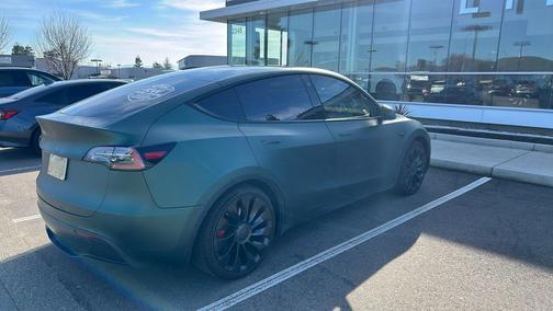 2022 Tesla Model Y Performance Dual Motor All-Wheel Drive