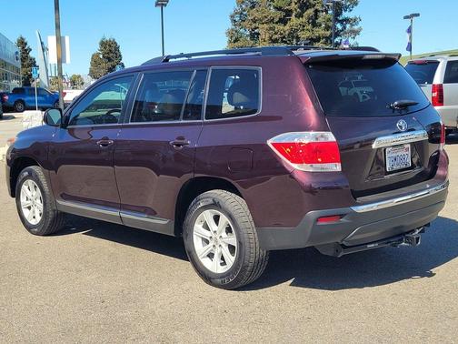 2013 Toyota Highlander SE
