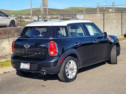 2013 MINI Countryman Cooper