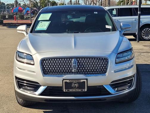 2019 Lincoln Nautilus Reserve