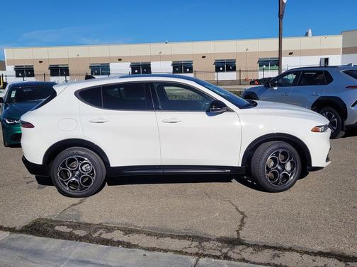 2025 Alfa Romeo Tonale EAWD