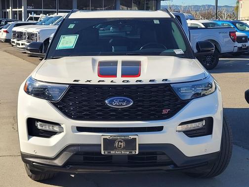 2023 Ford Explorer ST