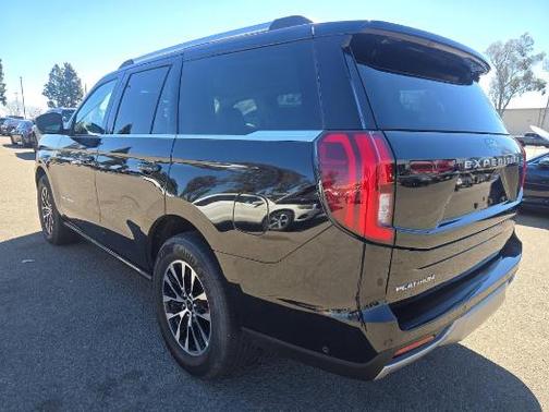 Agate Black Metallic 2025 Ford Expedition Platinum